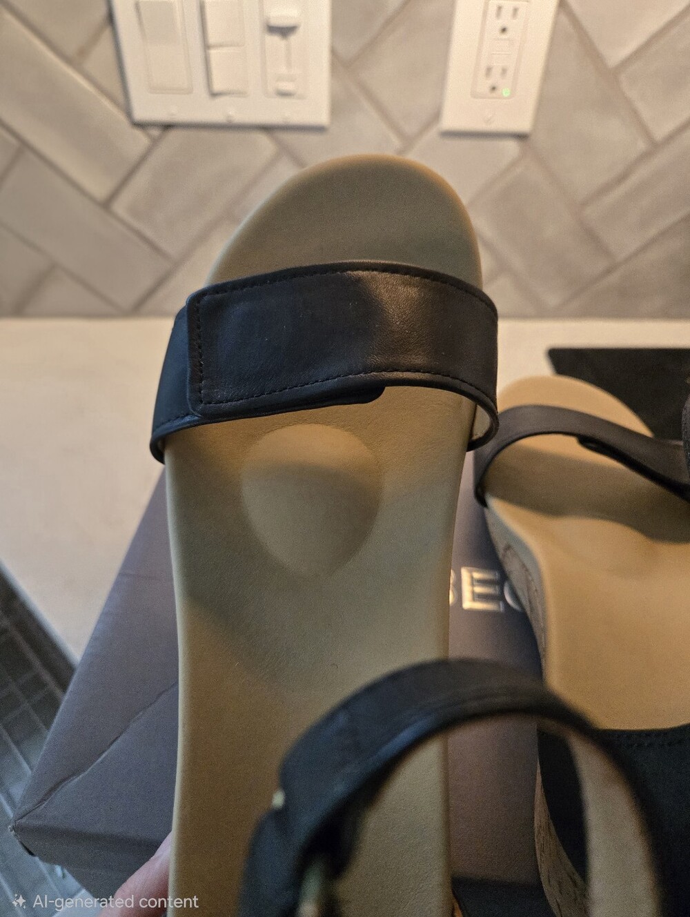 Abeo Riviera Sandal - Picture 6 of 7
